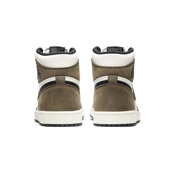 Air Jordan 1 Retro High OG ‘Dark Mocha’