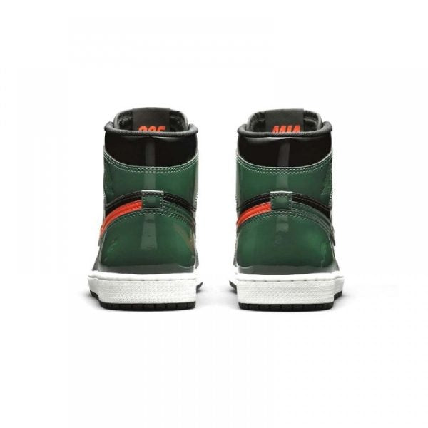 SOLEFLY X AIR JORDAN 1 RETRO HIGH OG ‘ART BASEL’