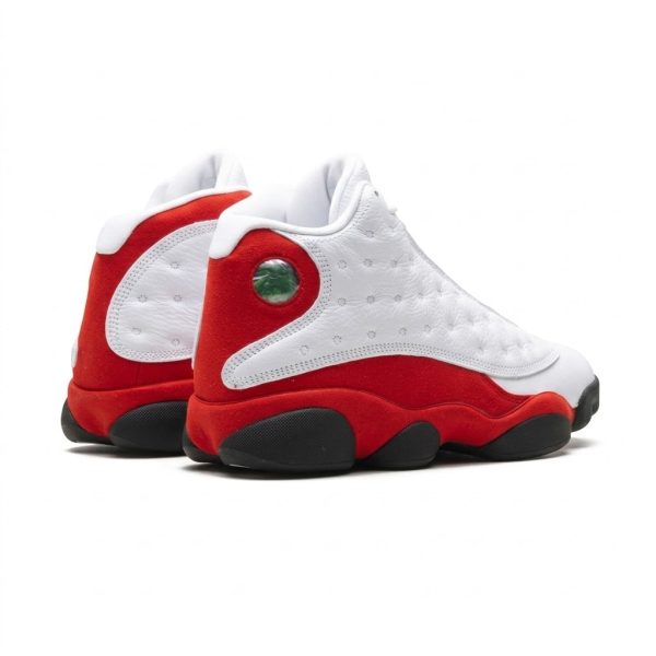 Air Jordan 13 Retro “OG Chicago (2026)”