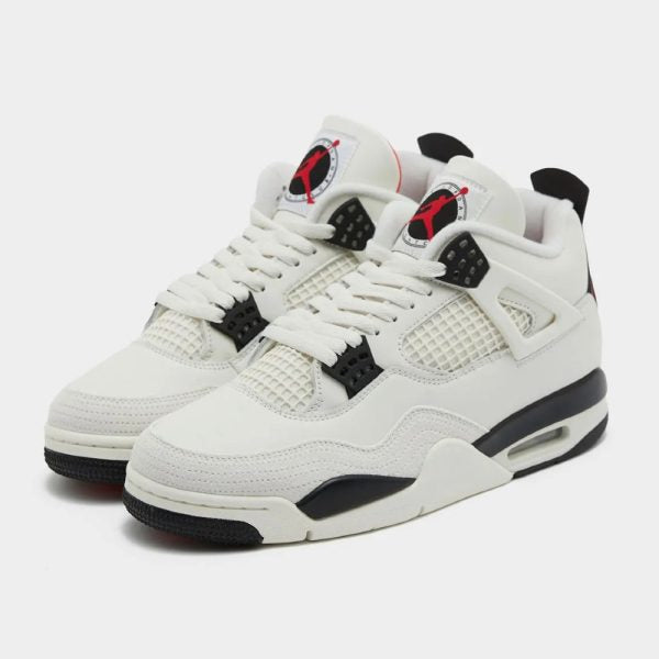 Air Jordan 4 “Flight Club”