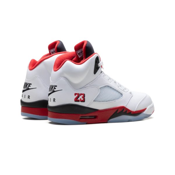 Air Jordan 5 “Fire Red – Black Tongue (2025)”