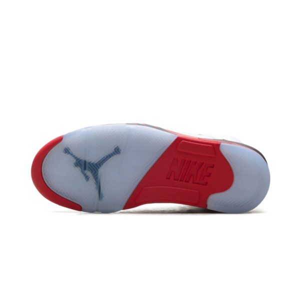 Air Jordan 5 “Fire Red – Black Tongue (2025)”