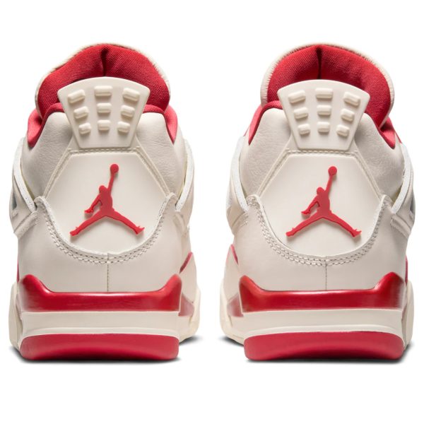 Jordan(WMNS) Air Jordan 4 Retro “Valentine’s Day” 2026